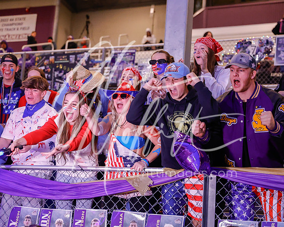 vnn_20231110_woodnvle_at_LS_Var_Football_playoff_2780