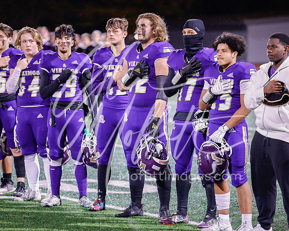 vnn_20231110_woodnvle_at_LS_Var_Football_playoff_2915