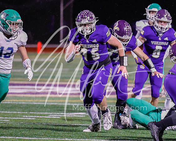 vnn_20231110_woodnvle_at_LS_Var_Football_playoff_3020
