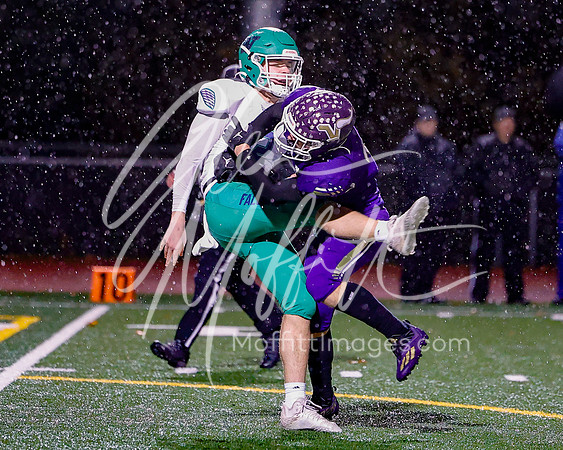 vnn_20231110_woodnvle_at_LS_Var_Football_playoff_3091