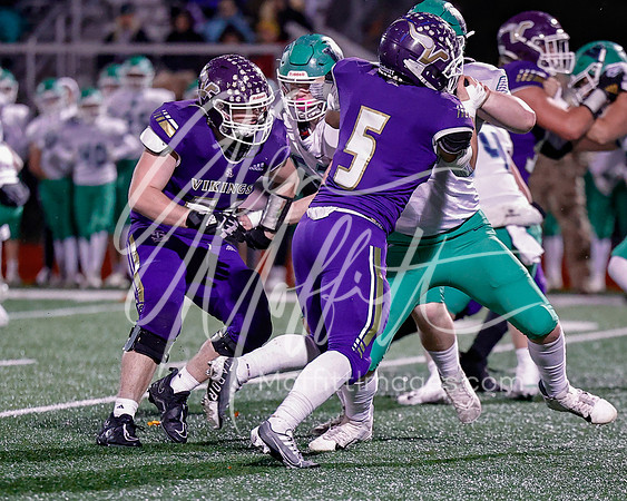 vnn_20231110_woodnvle_at_LS_Var_Football_playoff_3344