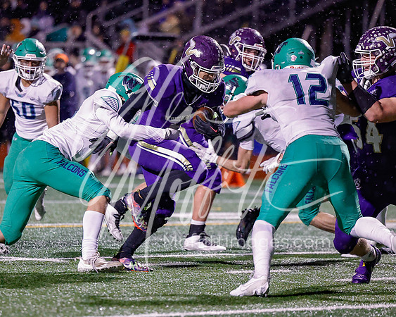 vnn_20231110_woodnvle_at_LS_Var_Football_playoff_3386