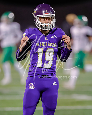 vnn_20231110_woodnvle_at_LS_Var_Football_playoff_3549