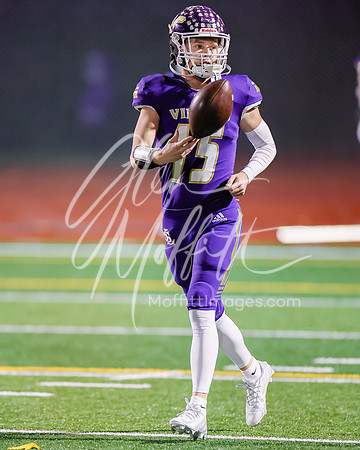 vnn_20231110_woodnvle_at_LS_Var_Football_playoff_3635