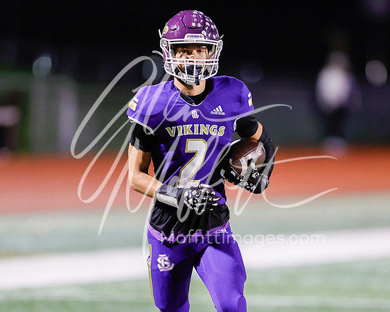 vnn_20231110_woodnvle_at_LS_Var_Football_playoff_3707