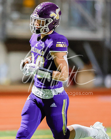 vnn_20231110_woodnvle_at_LS_Var_Football_playoff_3725