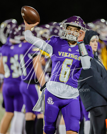 vnn_20231110_woodnvle_at_LS_Var_Football_playoff_3779