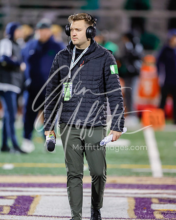 vnn_20231110_woodnvle_at_LS_Var_Football_playoff_3789