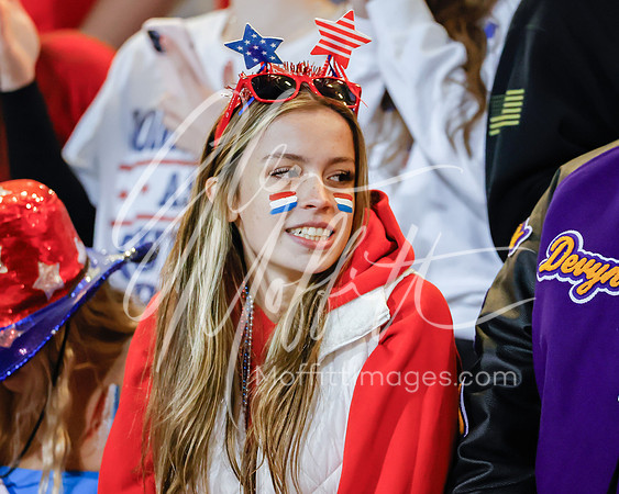 vnn_20231110_woodnvle_at_LS_Var_Football_playoff_3833