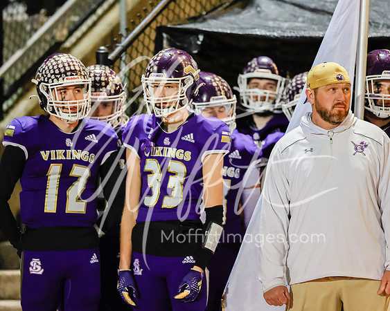vnn_20231110_woodnvle_at_LS_Var_Football_playoff_3909
