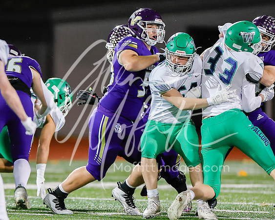 vnn_20231110_woodnvle_at_LS_Var_Football_playoff_3950