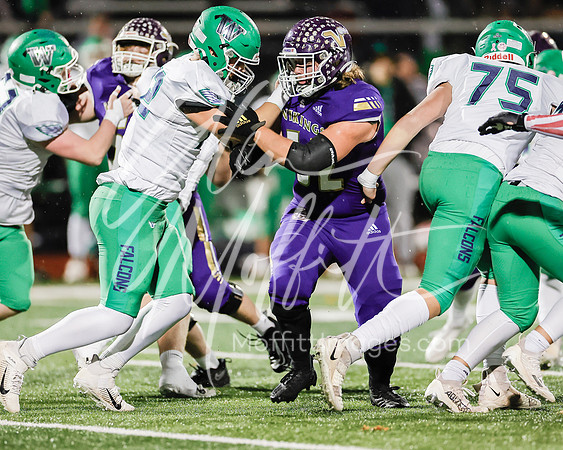 vnn_20231110_woodnvle_at_LS_Var_Football_playoff_4076