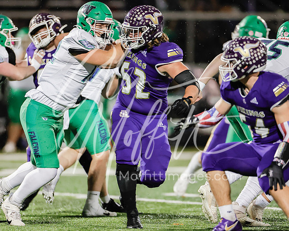 vnn_20231110_woodnvle_at_LS_Var_Football_playoff_4080