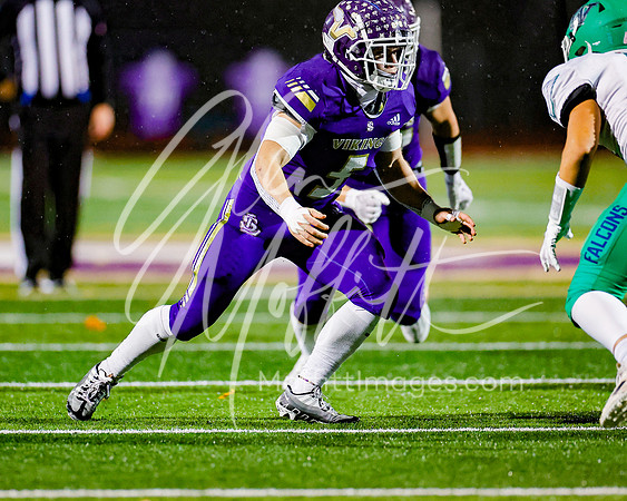 vnn_20231110_woodnvle_at_LS_Var_Football_playoff_4122