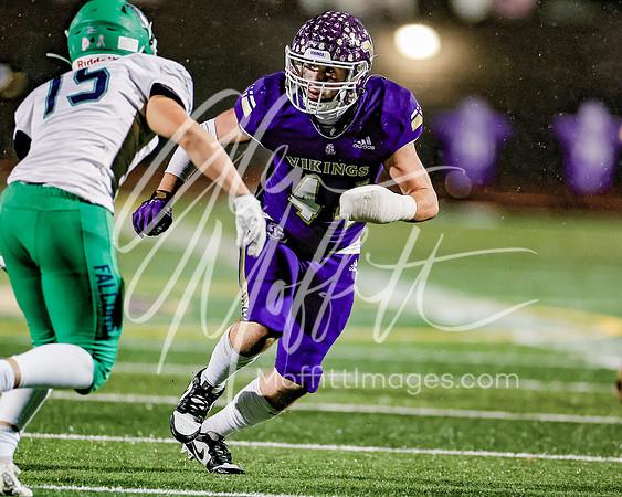 vnn_20231110_woodnvle_at_LS_Var_Football_playoff_4138