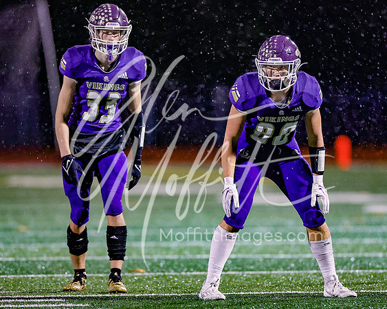 vnn_20231110_woodnvle_at_LS_Var_Football_playoff_4164