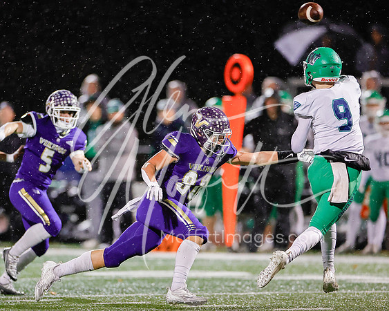 vnn_20231110_woodnvle_at_LS_Var_Football_playoff_4236-Edit
