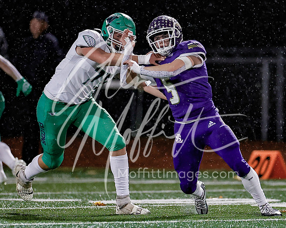 vnn_20231110_woodnvle_at_LS_Var_Football_playoff_4466