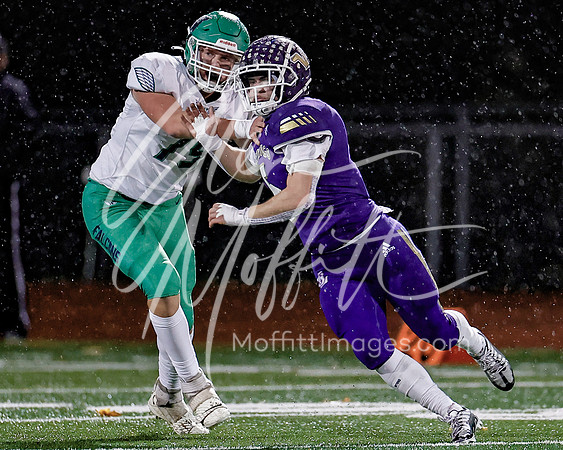 vnn_20231110_woodnvle_at_LS_Var_Football_playoff_4469
