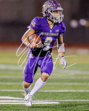 vnn_20231110_woodnvle_at_LS_Var_Football_playoff_4667-Edit