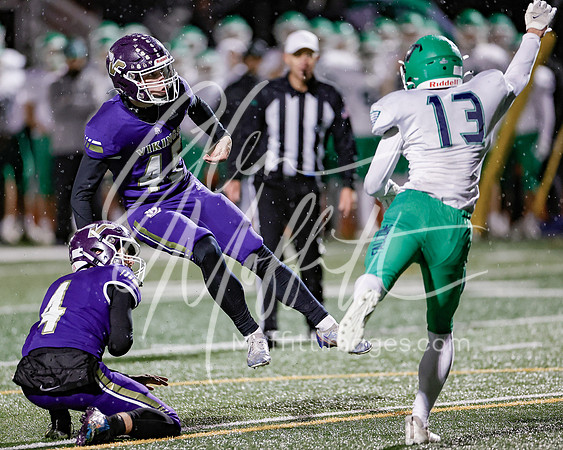 vnn_20231110_woodnvle_at_LS_Var_Football_playoff_4693