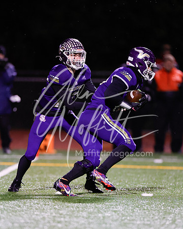 vnn_20231110_woodnvle_at_LS_Var_Football_playoff_4953