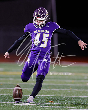 vnn_20231110_woodnvle_at_LS_Var_Football_playoff_5056