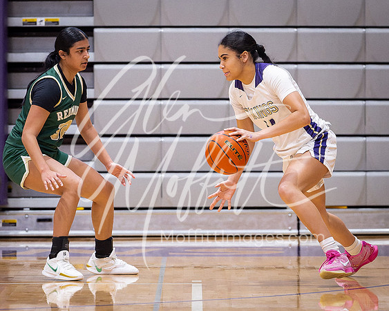 202-02-18 Redmond at Lake Stevens Girls BB Playoff_1704-20250218-DxO_DeepPRIME XD2s