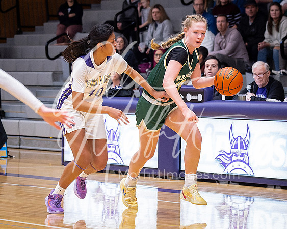 202-02-18 Redmond at Lake Stevens Girls BB Playoff_1941-20250218-DxO_DeepPRIME XD2s