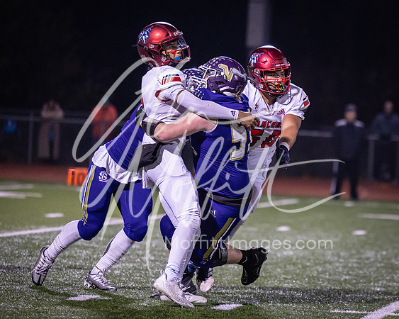vnn_20231110_KennCatholic_at_LS_Var_Football_playoff_0364-Edit