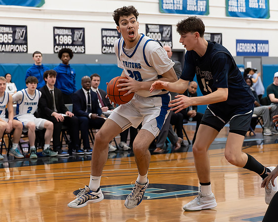 2025-02-22 Bellevue CC vs ECC BB_1035-20250222-DxO_DeepPRIME XD2s