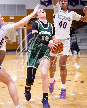 202-02-18 Redmond at Lake Stevens Girls BB Playoff_2640-20250218-DxO_DeepPRIME XD2s