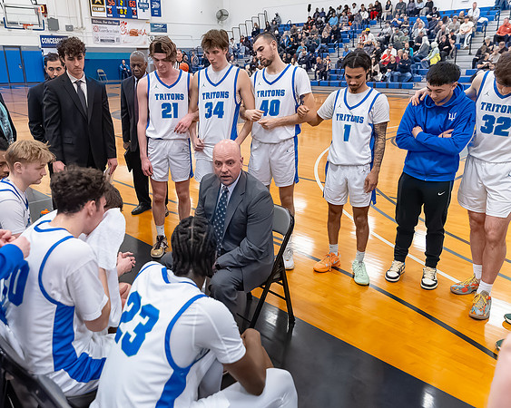 2025-02-22 Bellevue CC vs ECC BB_1550-20250222-DxO_DeepPRIME XD2s