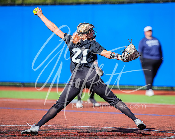 Edmonds_College_v_Skagit_2024_05_01_Softball_0554