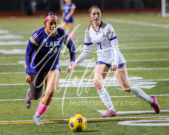 2024-10-22 Kamiak at LS Grls Var Soccer_0658-CR3