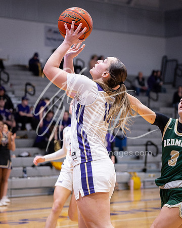 202-02-18 Redmond at Lake Stevens Girls BB Playoff_4161-20250218-DxO_DeepPRIME XD2s