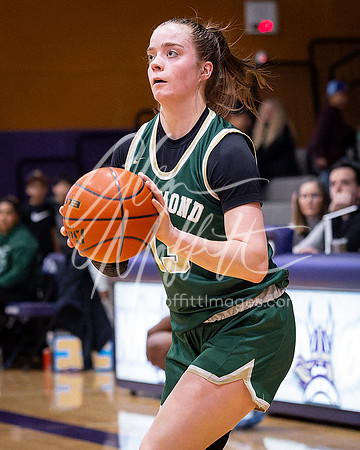 202-02-18 Redmond at Lake Stevens Girls BB Playoff_2199-20250218-DxO_DeepPRIME XD2s