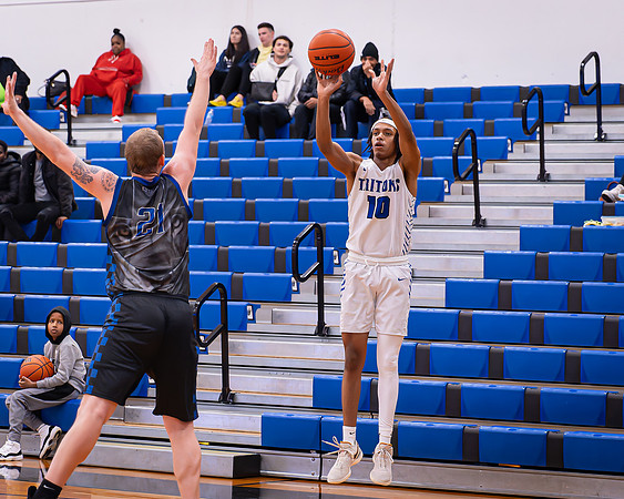 EC 2024-01-04 vs Christian Faith Mens Bskt-147