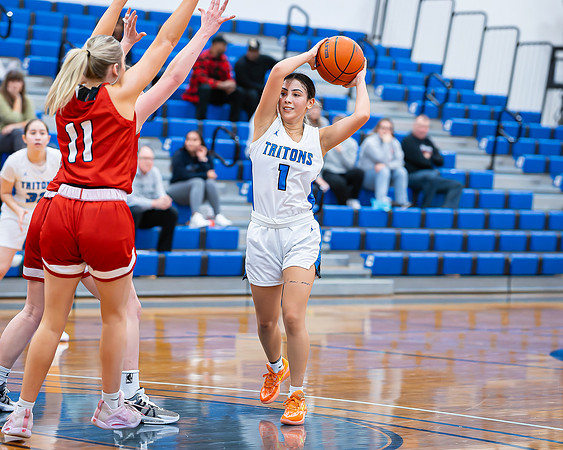 DxO_DeepPRIMEXD_ECC_20240120_Edmonds_College_v_Skagit_BB_3004-CR3