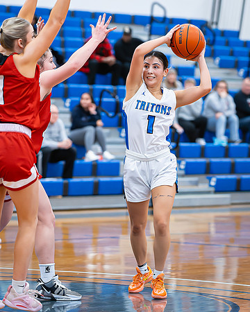 DxO_DeepPRIMEXD_ECC_20240120_Edmonds_College_v_Skagit_BB_3005-CR3
