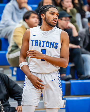DxO_DeepPRIMEXD_ECC_20240120_Edmonds_College_v_Skagit_BB_0807-CR3