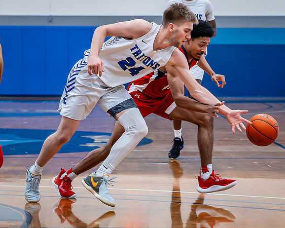 DxO_DeepPRIMEXD_ECC_20240120_Edmonds_College_v_Skagit_BB_3581-CR3