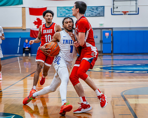 DxO_DeepPRIMEXD_ECC_20240120_Edmonds_College_v_Skagit_BB_3835-CR3