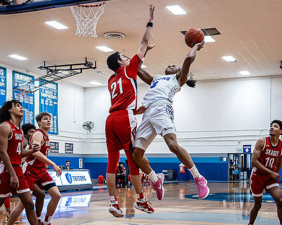 DxO_DeepPRIMEXD_ECC_20240120_Edmonds_College_v_Skagit_BB_4025-CR3