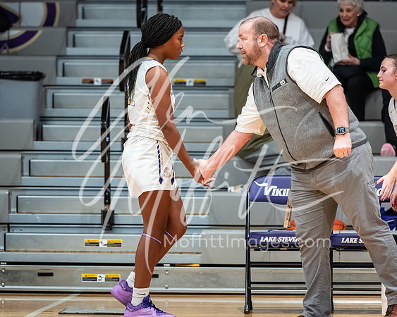 DxO_DeepPRIMEXD_vnn_20240119_Lake_Stevens_vs_Kamiak_girls_jv_Basketball_2207-CR3