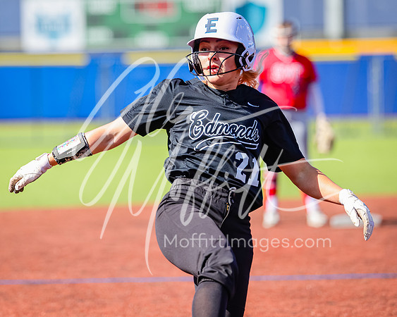 Edmonds_College_v_Skagit_2024_05_01_Softball_0221-Edit
