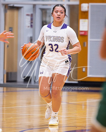 202-02-18 Redmond at Lake Stevens Girls BB Playoff_4862-20250218-DxO_DeepPRIME XD2s