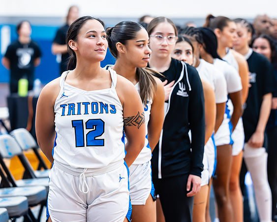 Everett CC at Edmonds C womens BB 02-07-2024-3