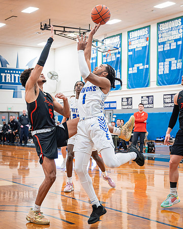 DxO_DeepPRIMEXD_ECC_20240207_Edmonds_College_v_Everett_CC_BB_5823-CR3