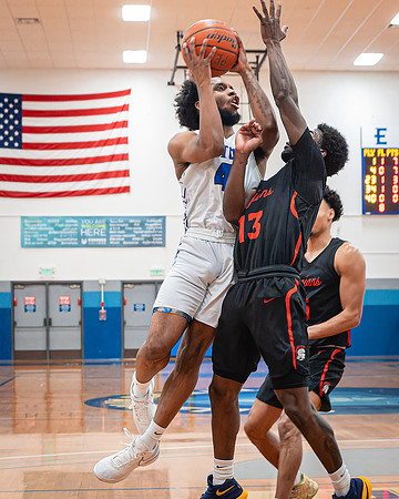 DxO_DeepPRIMEXD_ECC_20240207_Edmonds_College_v_Everett_CC_BB_6072-CR3